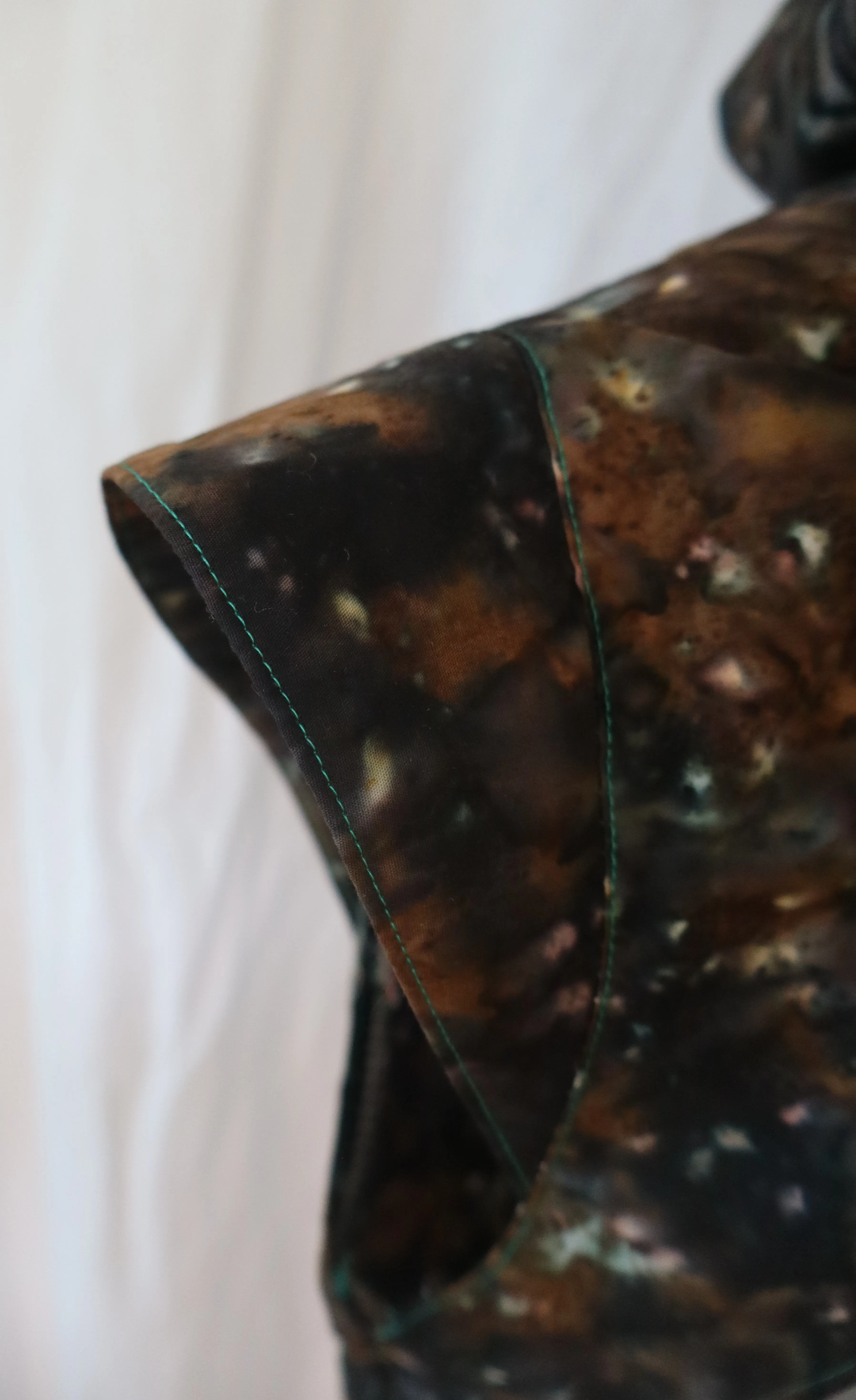 Sleeve of the Ego-Occluding Space Helmet