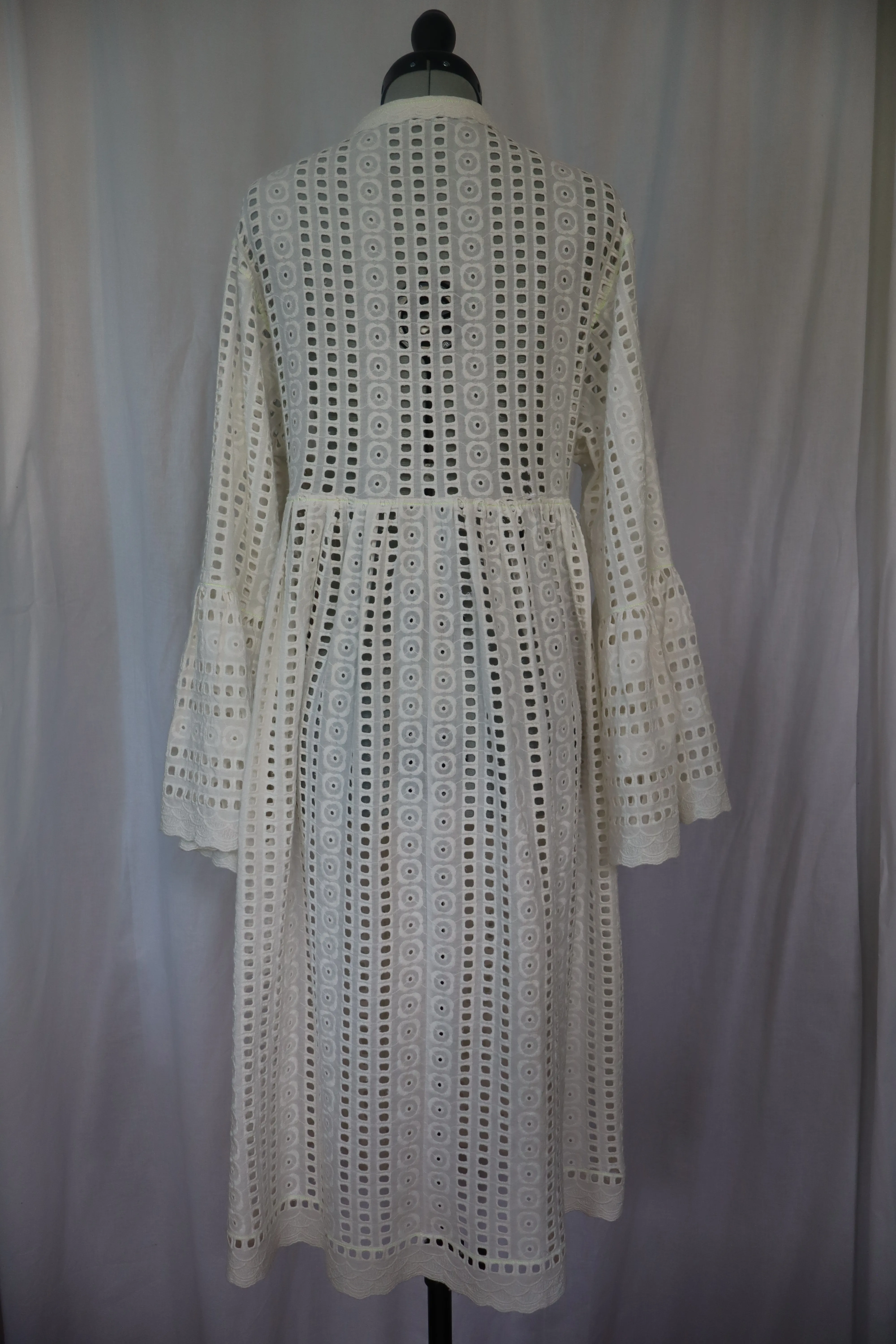 Back of the Heartwood Lacecoat