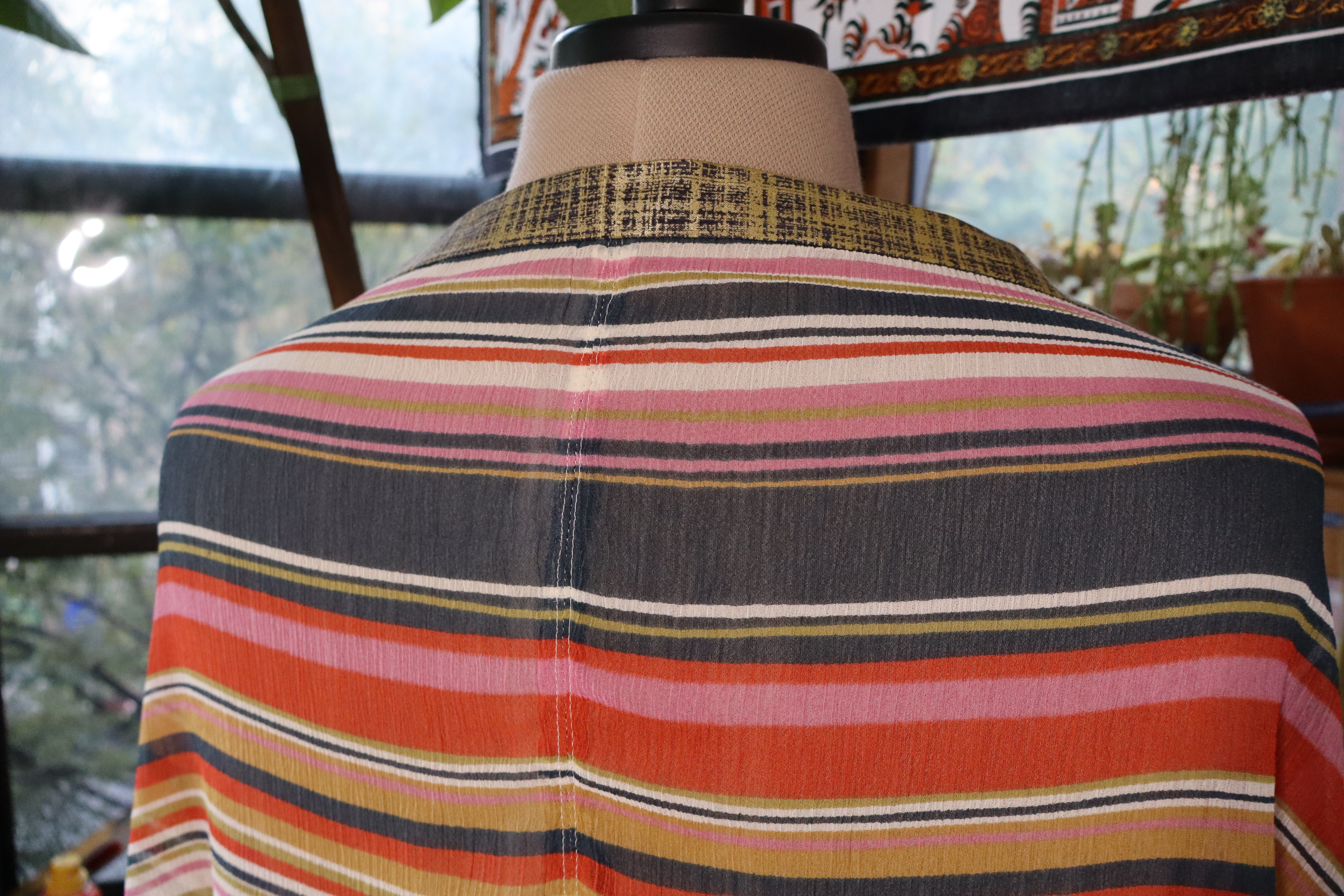 Close view of the fabric of the Shawl for Galileo Galilei